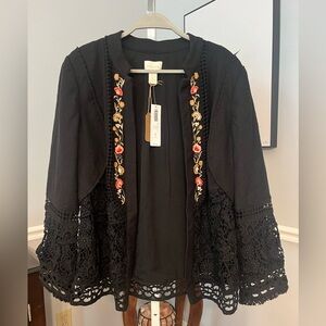 Chico’s Women's Embroidered floral
Eyelet Blazer Size (Chico’s 2)= sz Medium 12